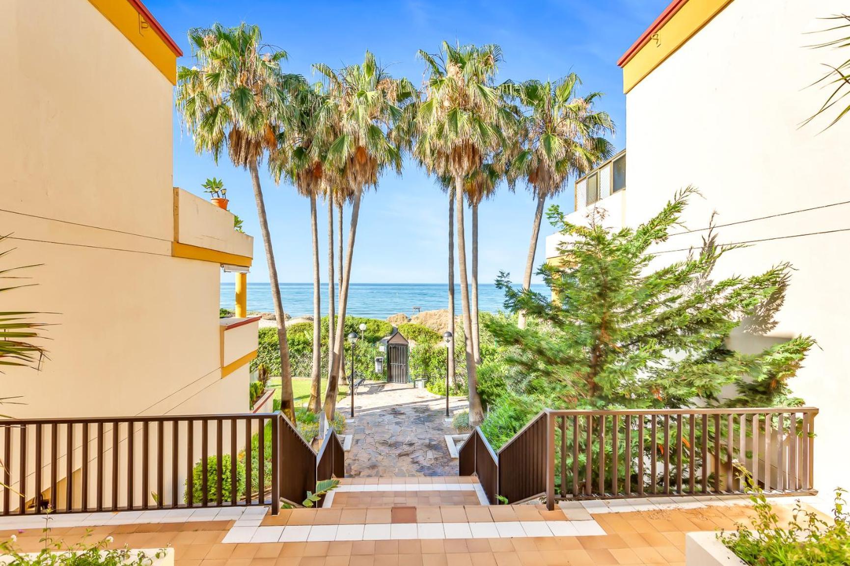 Romana Playa Beach Apartment 723 In Elviria, Marbella Zewnętrze zdjęcie